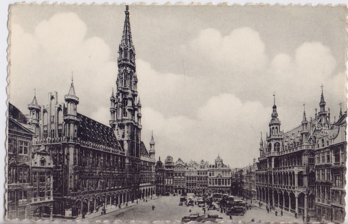 Cartolina - Bruxelles. Vue Generale de la Grand Place