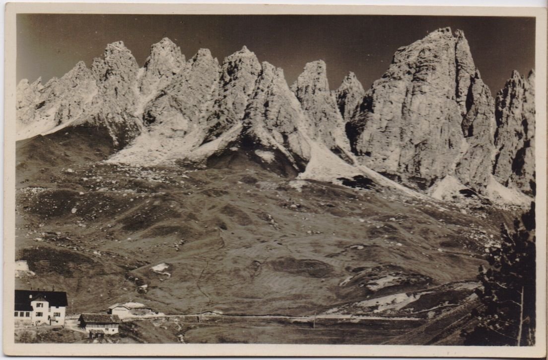 Cartolina - Rifugio sul Passo Ferrara. Colle Punte di Cir.