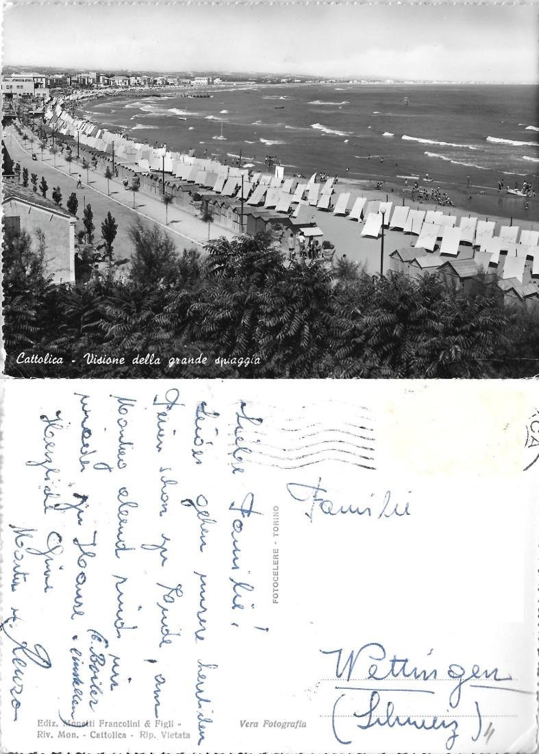 Cattolica. Visione della grande spiaggia. Viaggiata