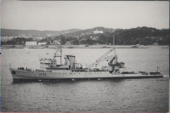 Commandant Robert Giraud (A755). Photo A. Fraccaroli