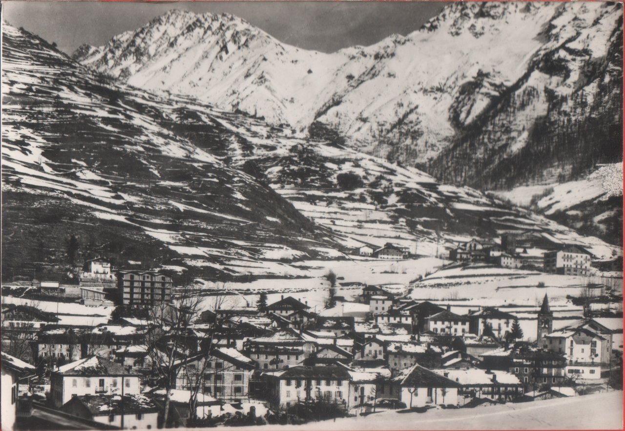 Etroubles (AO). Panorama sfondo Crou de Bleintze. Non viaggiata