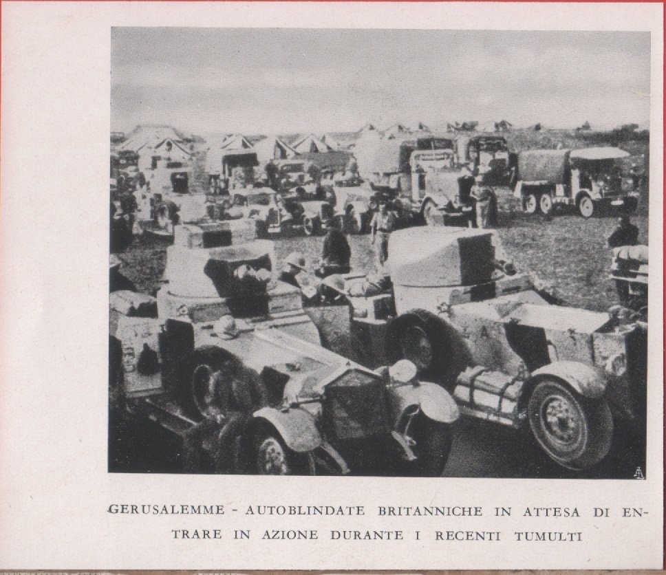 Gerusalemme: autoblinde britanniche in attesa di entrare in azione. Immagine …