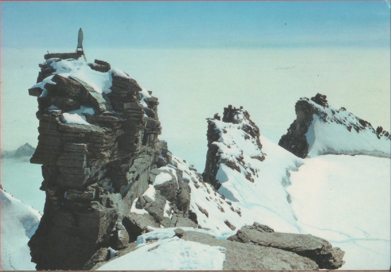 Gran Paradiso. La Madonnina della vetta. Non viaggiata