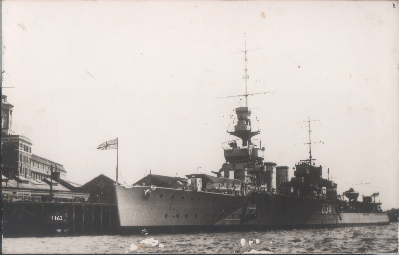 HMS Coventry (D43). Non viaggiata. Foto