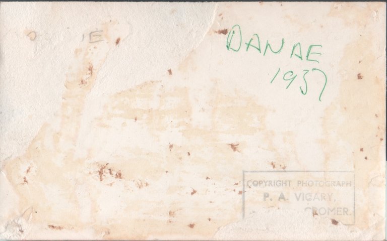 HMS Danae (D44). Photo