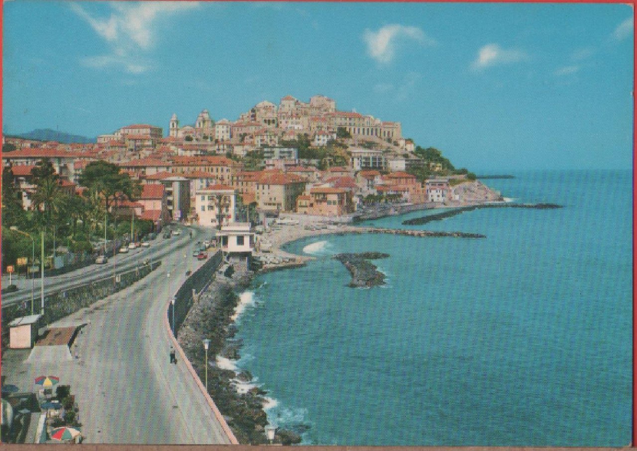 Imperia-Porto Maurizio. Veduta panoramica da ponente. Non viaggiata. Originale