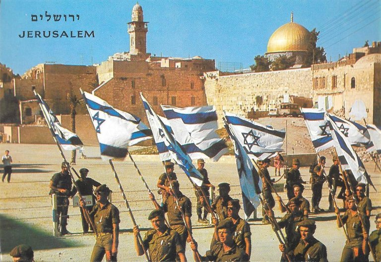 Jerusalem. Israel Zahal. Soldiers on march by the western wall. Non viaggiata
