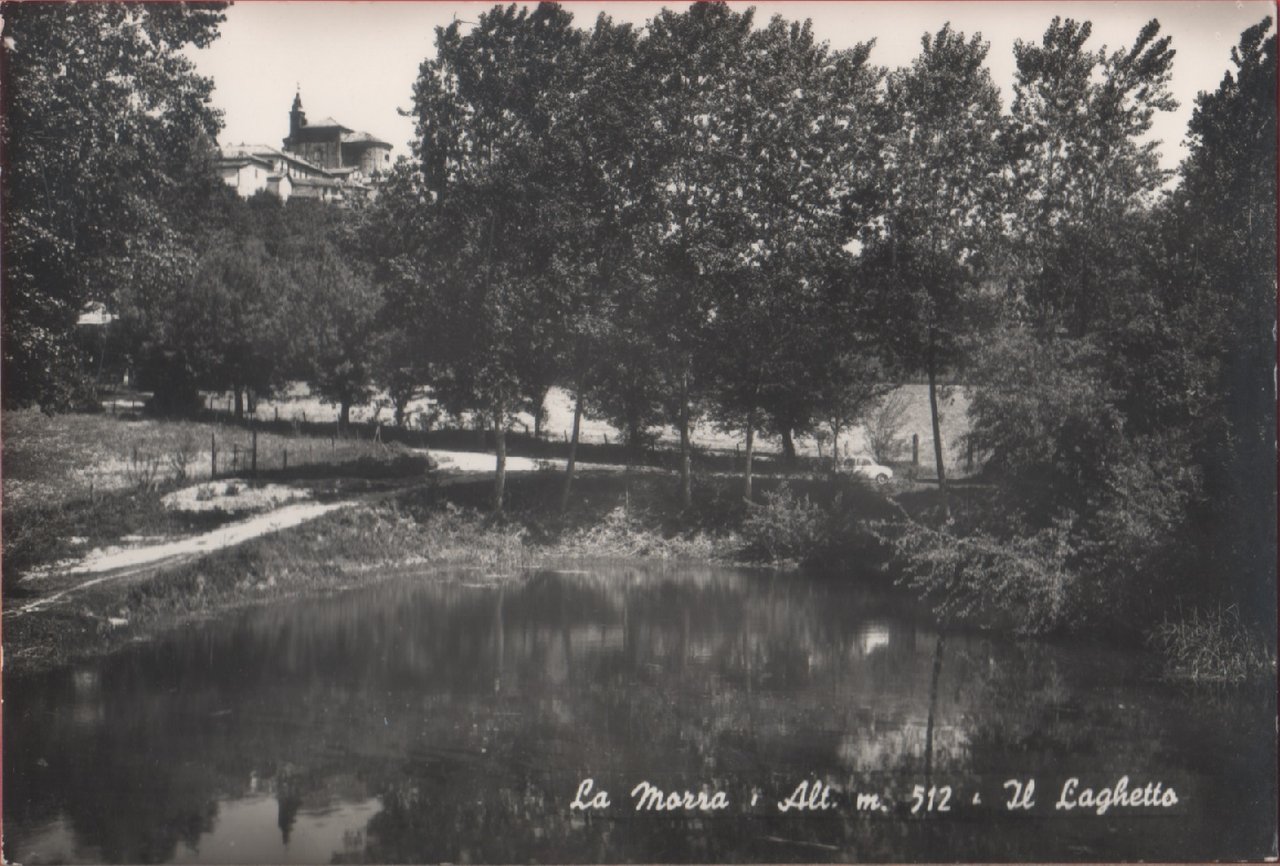 La Morra (CN). Il laghetto. Non viaggiata