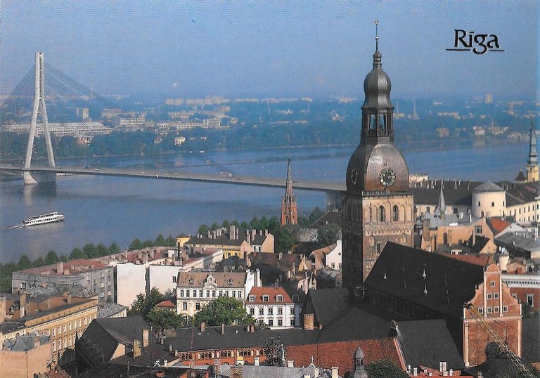 Lettonia. The panorama of Old Riga. Non viaggiata, stampa 1989