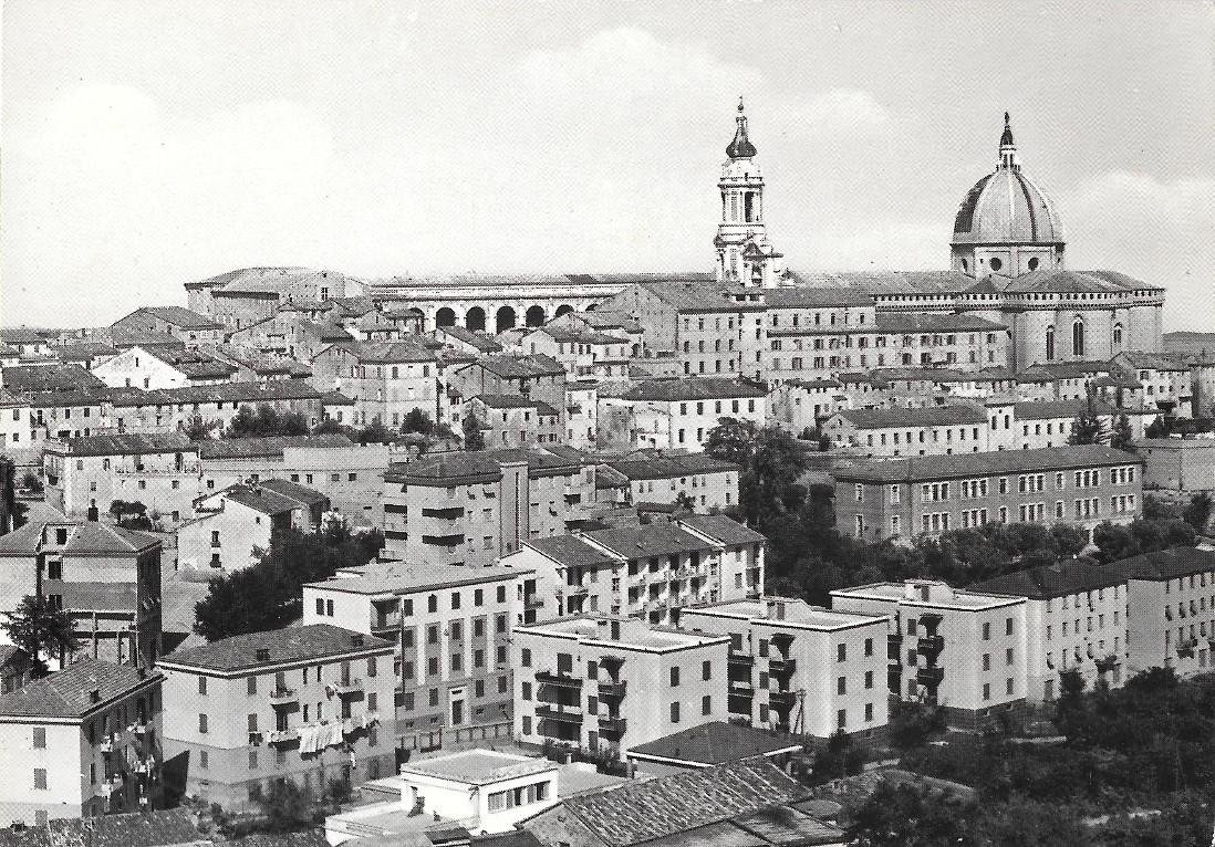 Loreto. Panorama. Ed. Alterocca. Non viaggiata