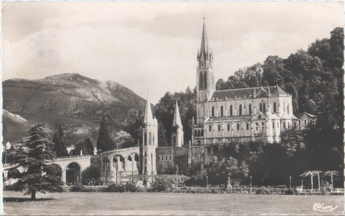 Lourdes. La Basilique ed le Pic du Jer. Viaggiata 1967 | Immagine principale