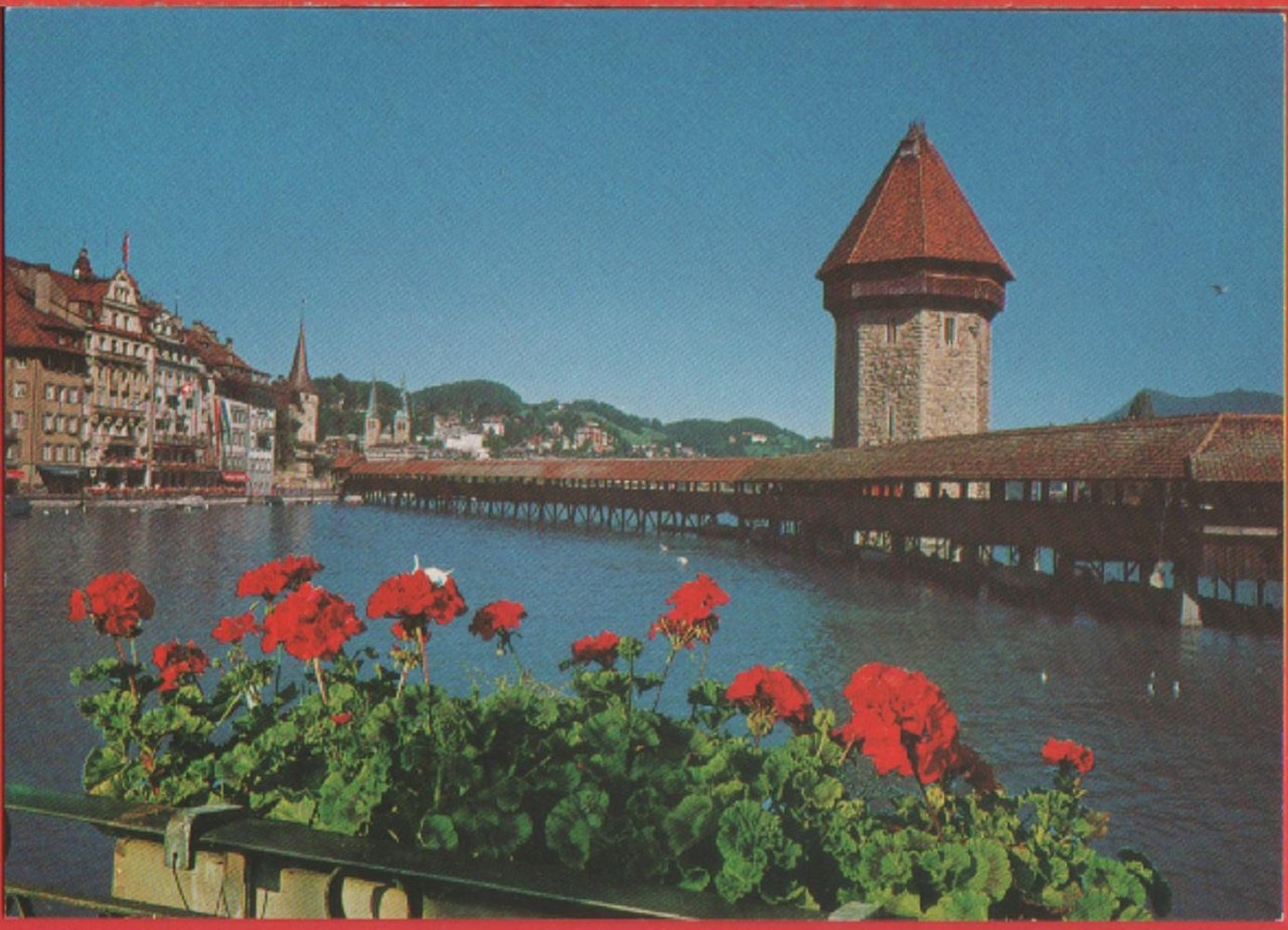 Luzern. Kappelbrucke. Hofkirche