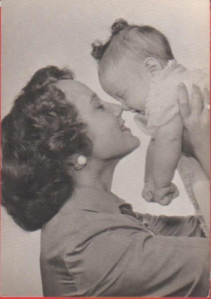 Mamma con bambino B. Istituto La Casa Milano. Non viaggiata