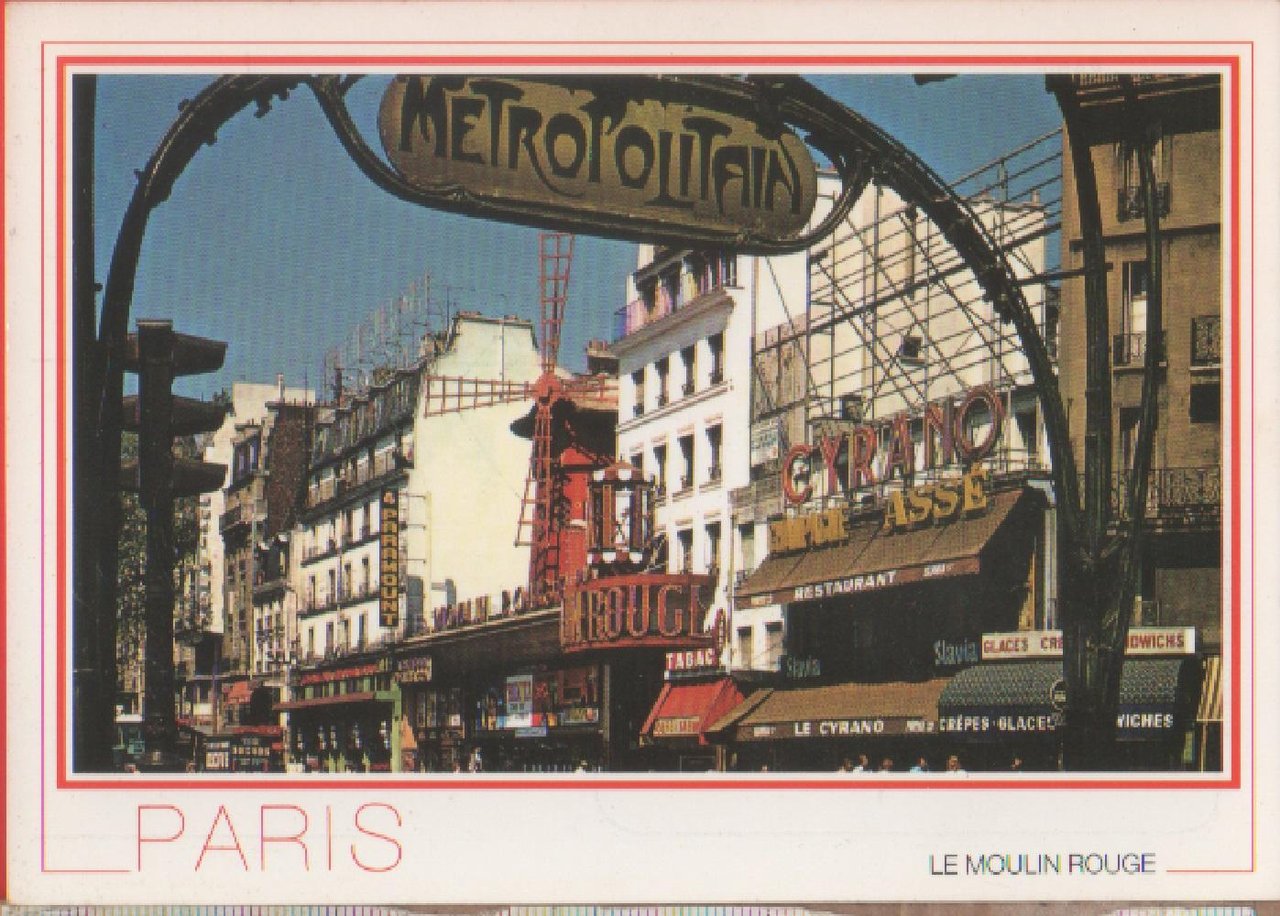 Parigi. Le Moulin Rouge. Non viaggiata