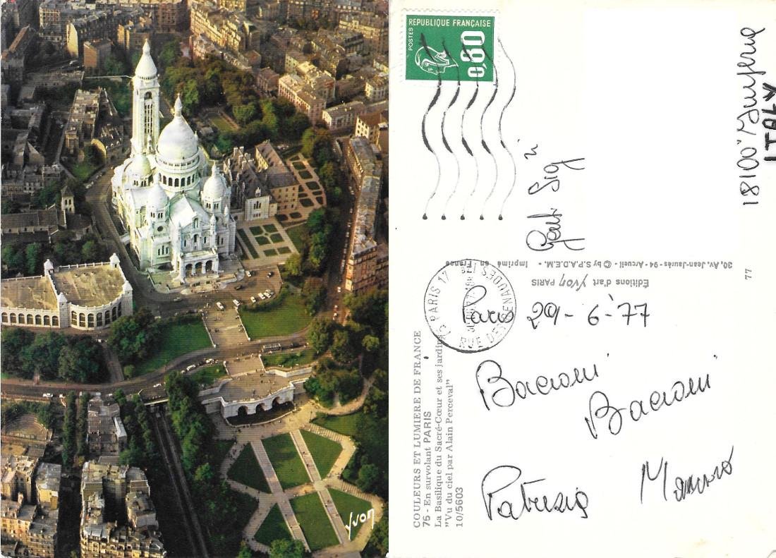 Parigi. Sacro Cuore e i suoi giardini. Vista aerea. Viaggiata …