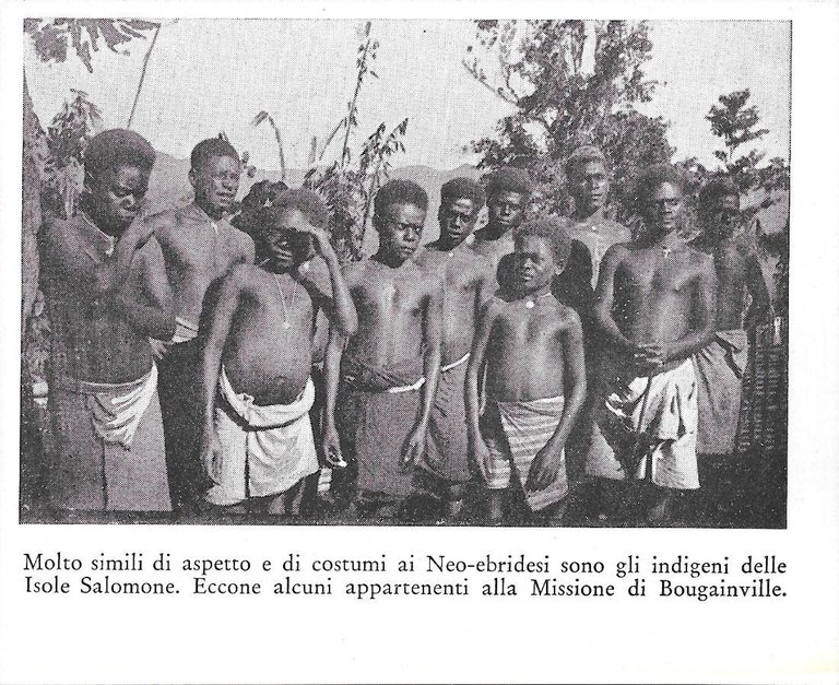 Port Vila, Monumento ai Caduti / Indigeni delle Isole Salomone. …