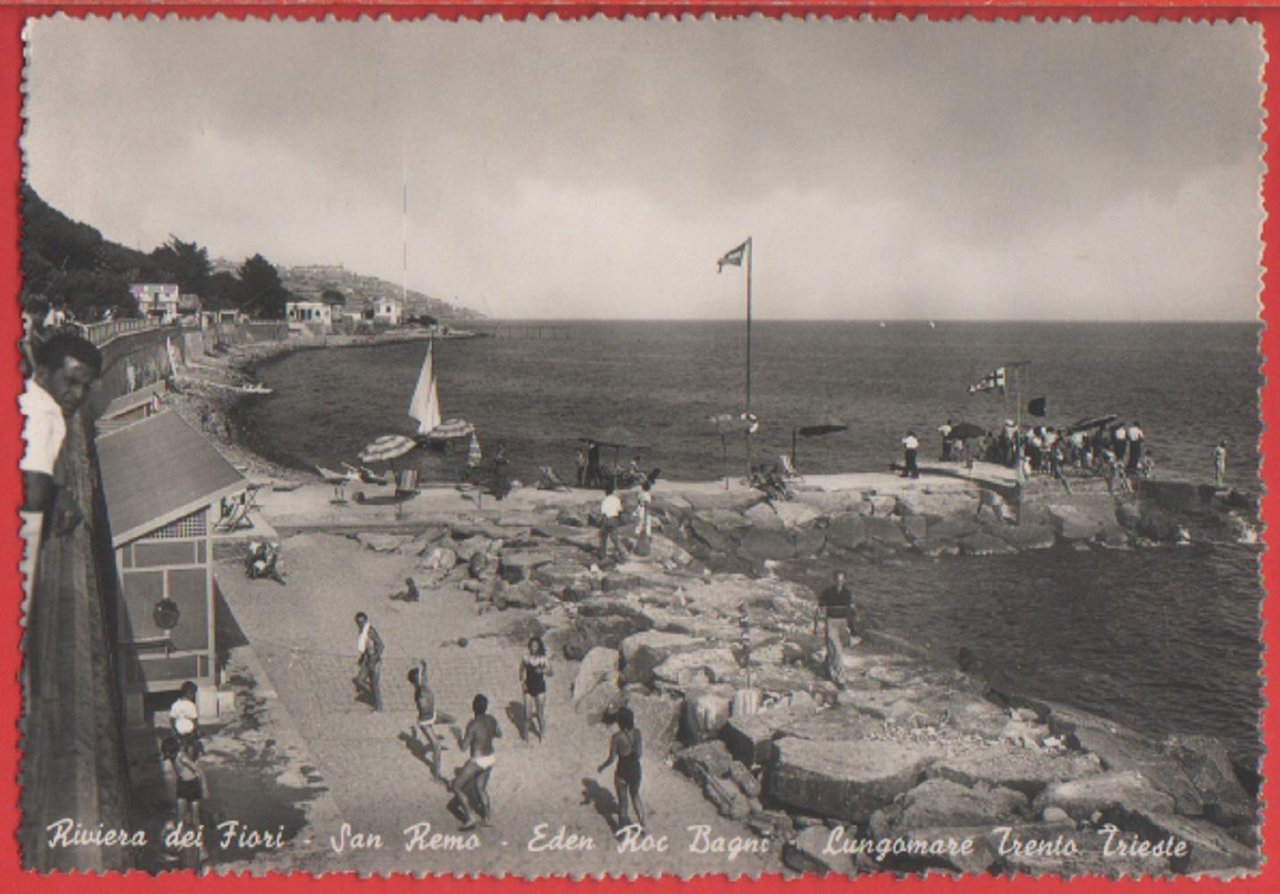 Riviera dei Fiori. San Remo. Lungomare Trento e Trieste