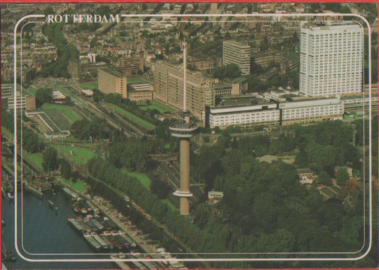 Rotterdam. Holland. Euromast met Space tower.