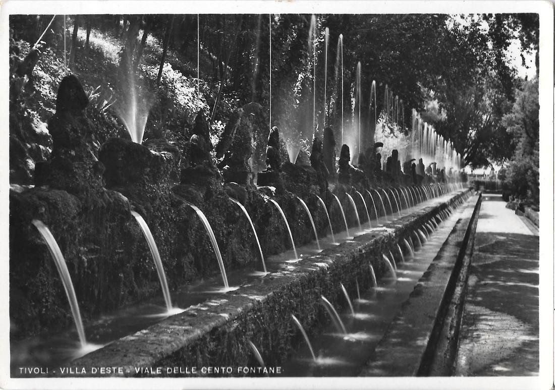 Tivoli. Villa d'Este. Viale delle Cento Fontane. Non viaggiata