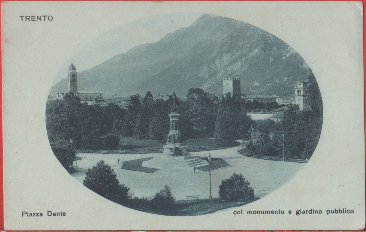 Trento. Piazza Dante col monumento e giardino pubblico. Non viaggiata