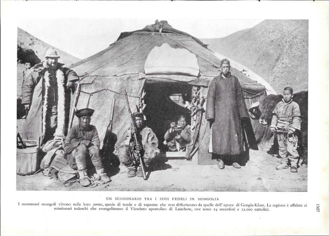 Un Missionario tra i suoi fedeli in Mongolia. Stampa 1934