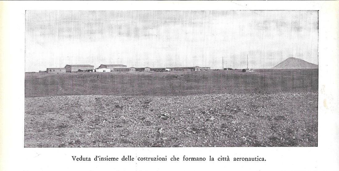 Veduta delle costruzioni che formano la città aeronautica italiana (Capo …