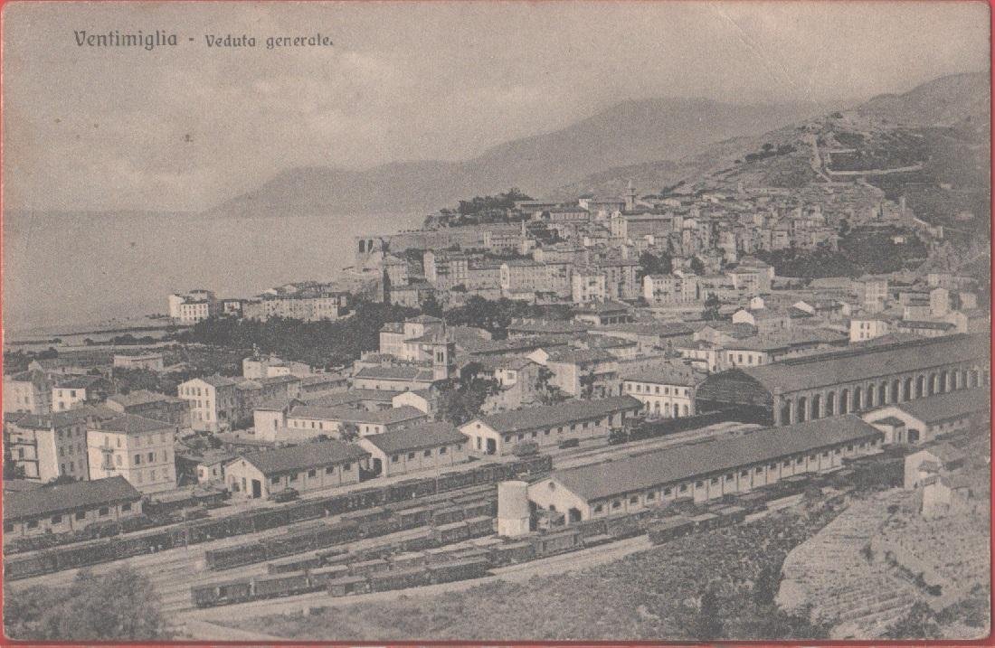 Ventimiglia (IM). Veduta generale. Originale d'epoca. Stazione, treni