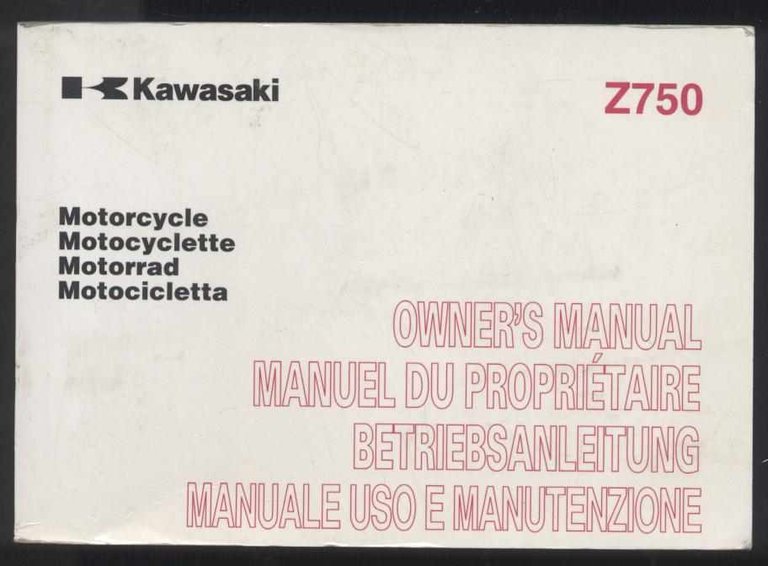 Kawasaki Z750 manuale uso e manutenzione