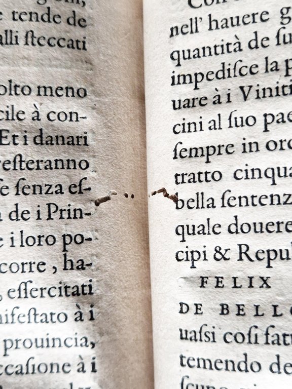 Illustratione de gli epitaffi et medaglie antiche, di m. Gabriel … | Immagine Gallery 14