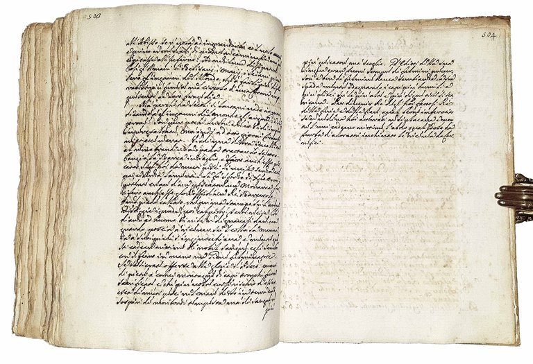 Manoscritto settecentesco, contenente i testi di panegirici e orazioni tenuti …