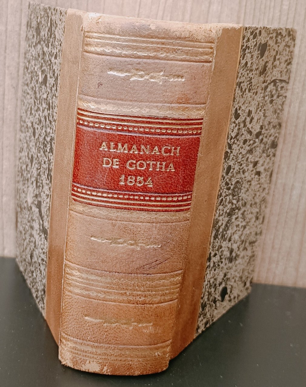 Almanach de Gotha. Annuaire diplomatique et statistique pour l'annee 1854. | Immagine principale