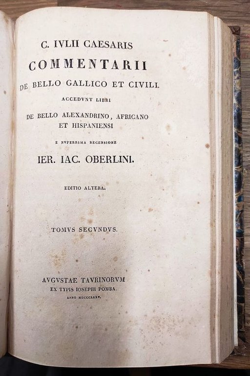 C. Iulii Caesaris Commentarii de bello Gallico et civili. Accedunt … | Immagine Gallery 2