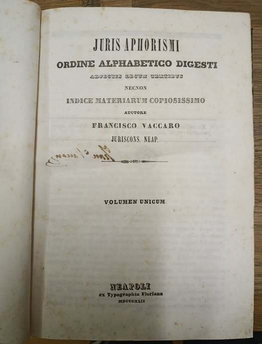 Juris aphorismi ordine alphabetico digesti, adjectis legum textibus necnon indice …