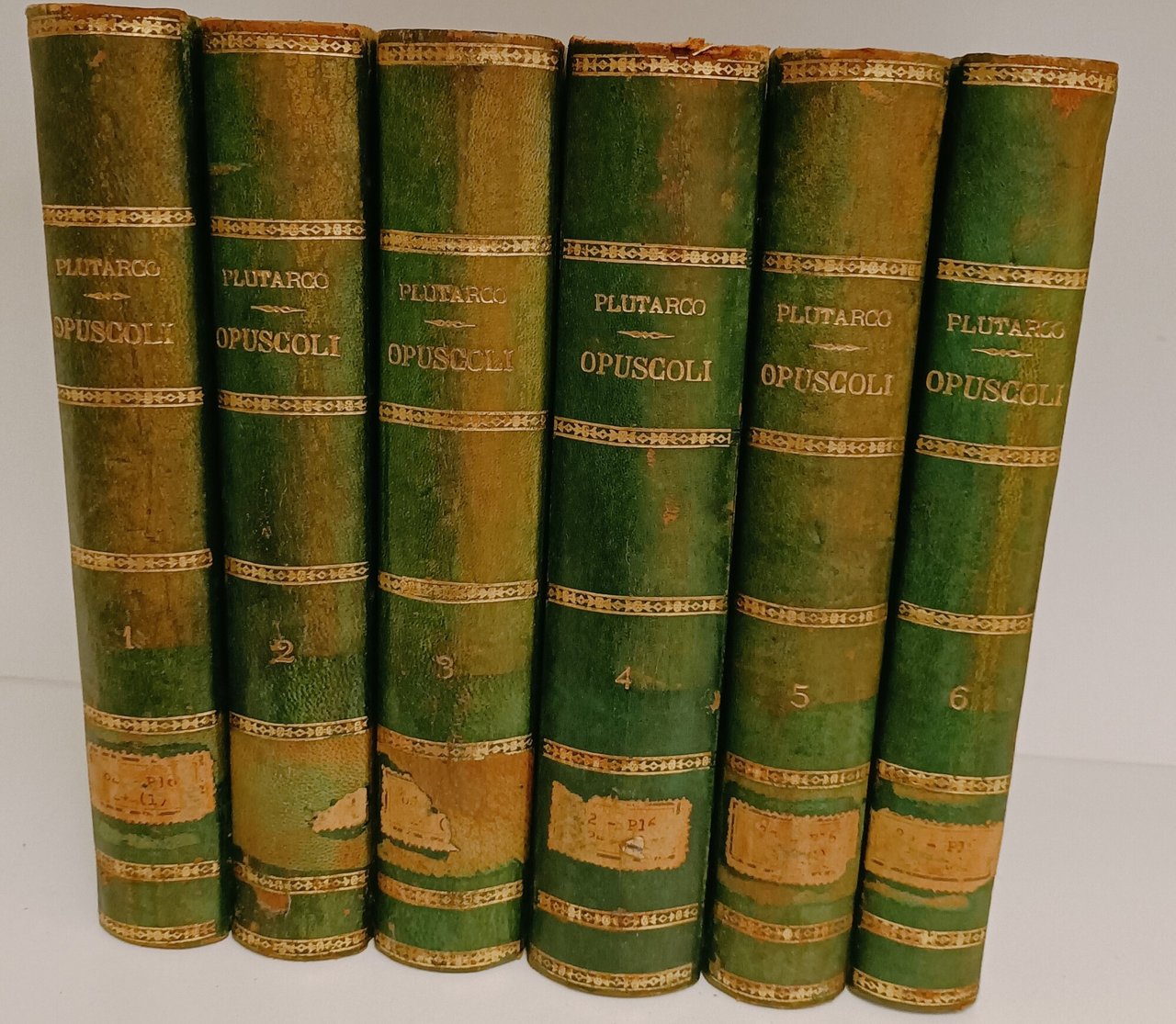Opuscoli di Plutarco volgarizzati da Marcello Adriani nuovamente confrontati col …