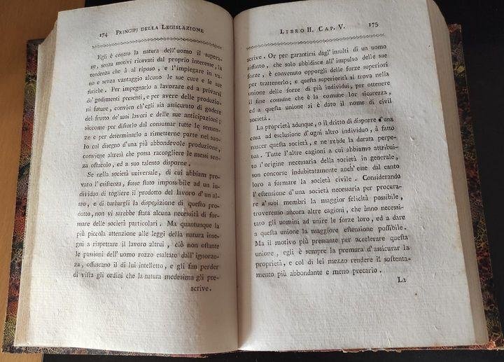 Principi della legislazione universale ed in questa prima edizione napoletana …