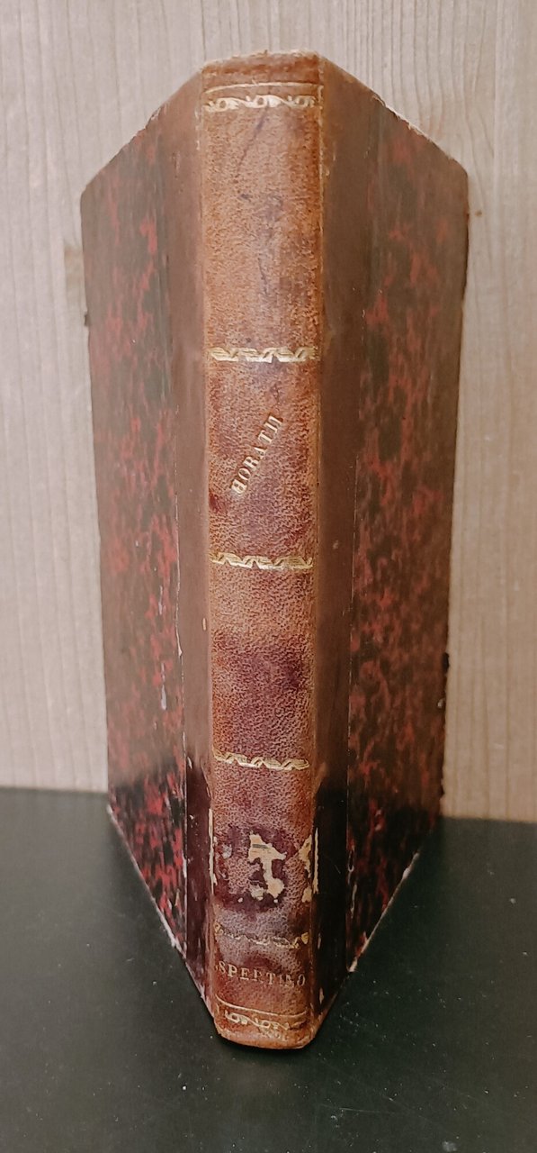 Quinti Horatii Flacci Carmina castigata : adnotationibus ac perpetua interpretatione …