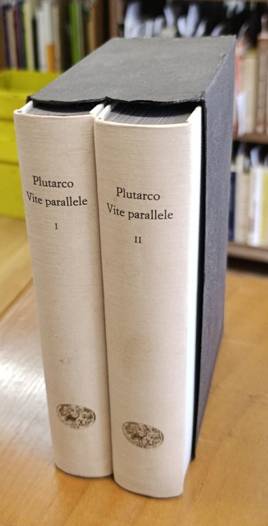 Vite parallele, introduzione e traduzione di Carlo Carena | Immagine Gallery 2