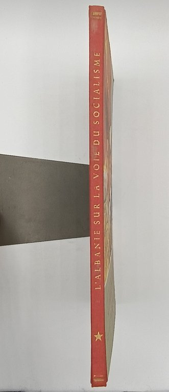 L'Albanie sur la voie du Socialisme