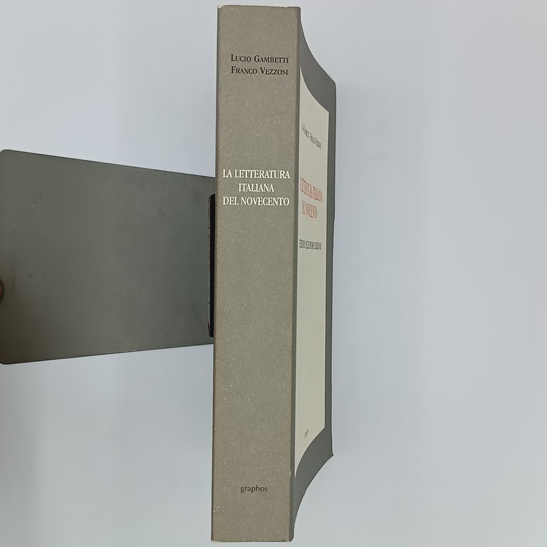 La letteratura italiana del novecento. Repertorio delle prime edizioni | Immagine Gallery 2