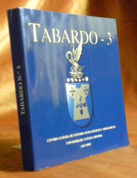 Tabardo - 3. Centro Lusiada de estudos genealogicos e heraldicos.