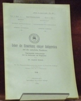 Ueber die Einwirkung einiger Antipyretica auf die natürtiche Resistenz. Mitteilunen …