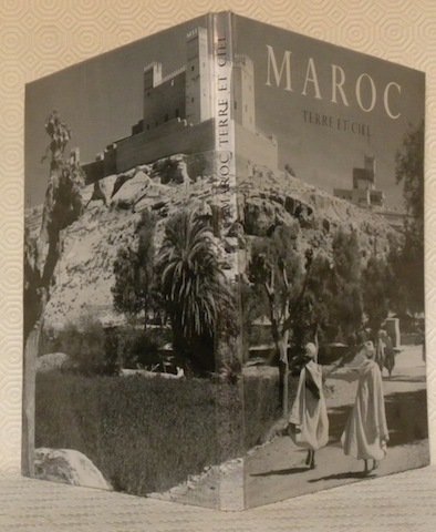 Maroc. Terre et ciel. Photographies de B. Rouget.