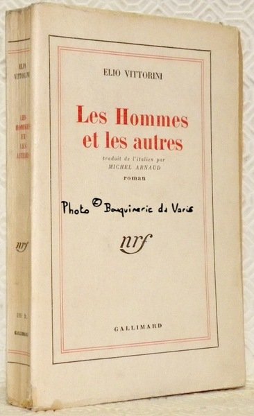 Les Hommes et les autres Traduit par Michel Arnaud. | Immagine principale