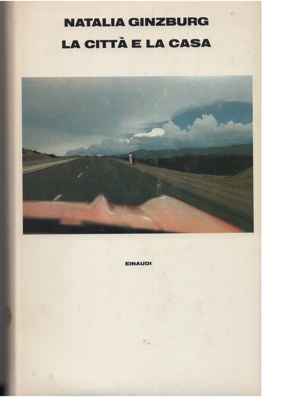 La città e la casa