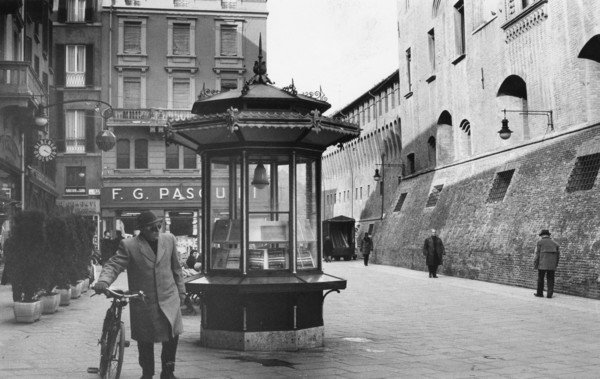 La passeggiata nel centro di Bologna