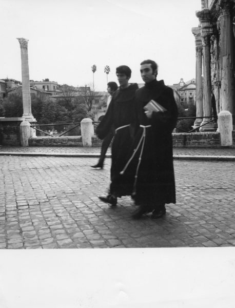 Roma Giovani francescani ai Fori