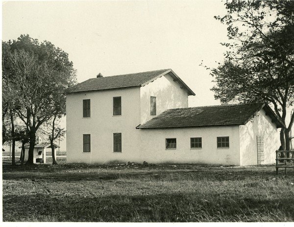 Agro Pontino, casa colonica