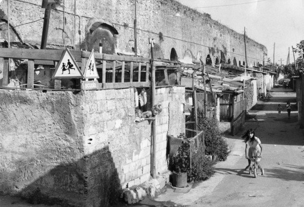 L'acquedotto felice a Roma. Le baracche del Mandrione