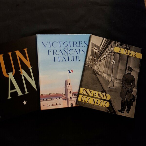 A Paris sous la botte des nazis. - Un an. … | Immagine principale