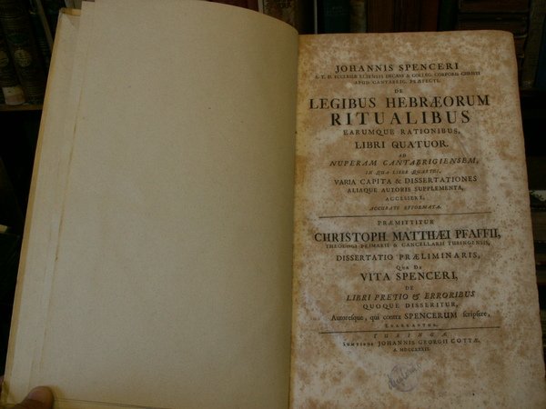 DE LEGIBUS HEBRAEORUM RITUALIBUS EARUMQUE RATIONIBUS LIBRI QUATUOR . in …